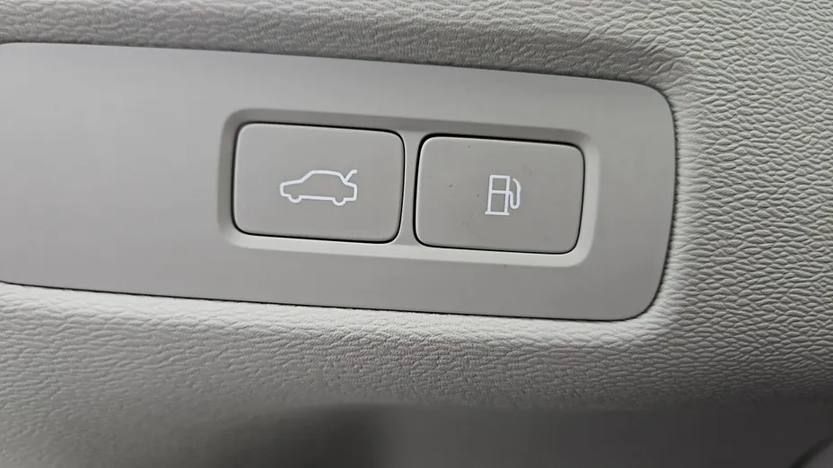 VOLVO XC60 -
