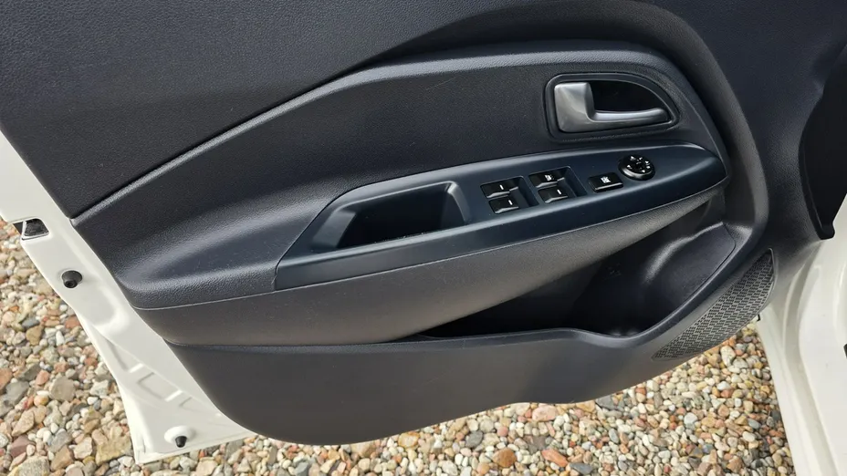 KIA Rio -