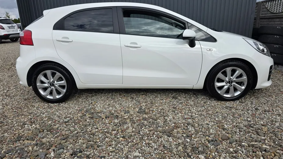 KIA Rio -