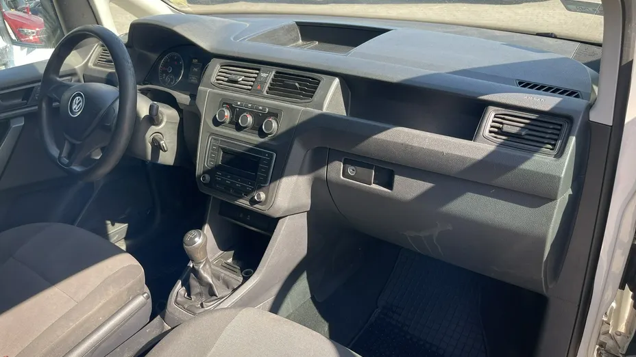 VOLKSWAGEN Caddy -