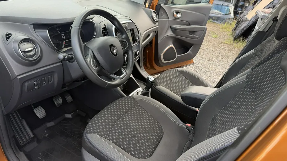 RENAULT Captur -