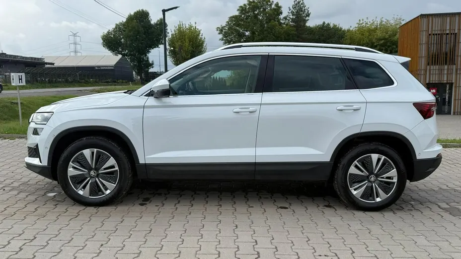 SKODA Karoq -