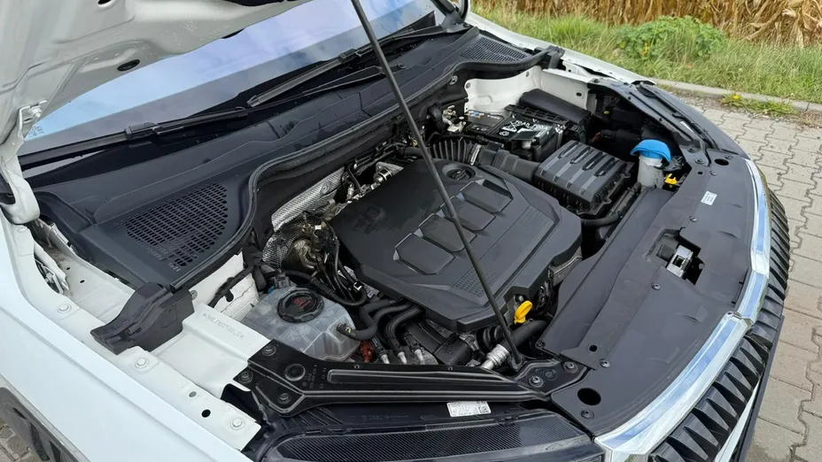 SKODA Karoq -