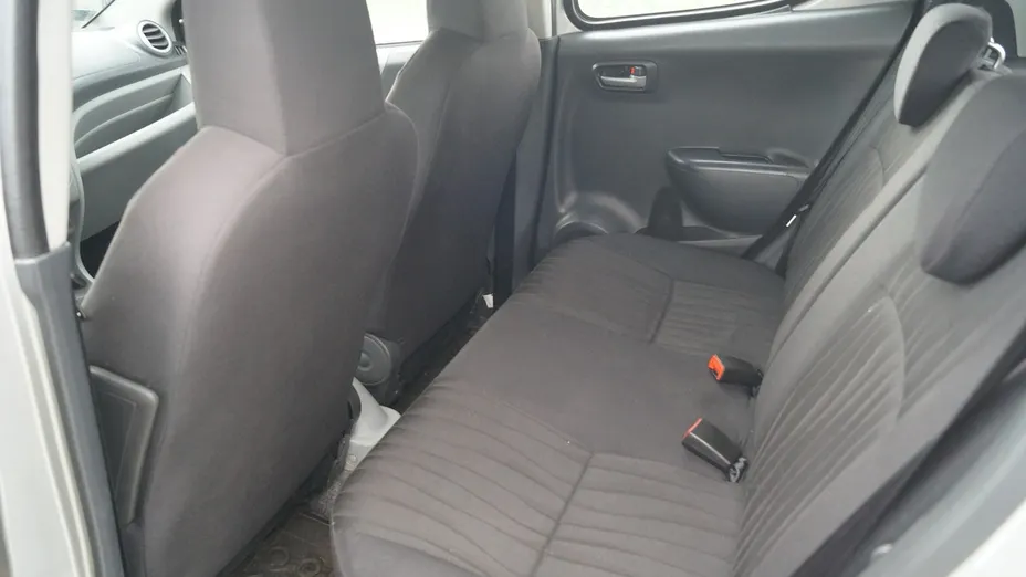 NISSAN Pixo -