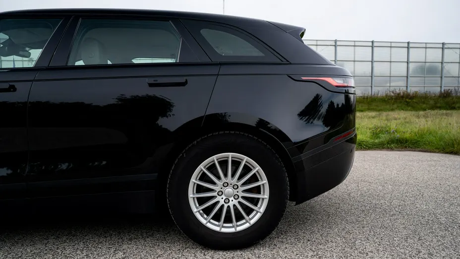 LAND ROVER Range Rover Velar -