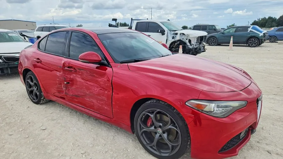ALFA ROMEO Giulia -