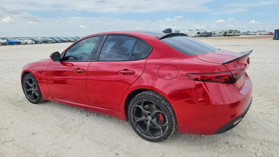 ALFA ROMEO Giulia -