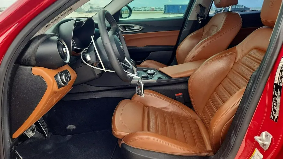 ALFA ROMEO Giulia -