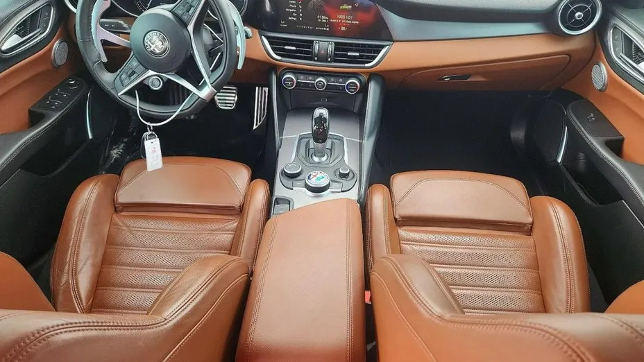 ALFA ROMEO Giulia -