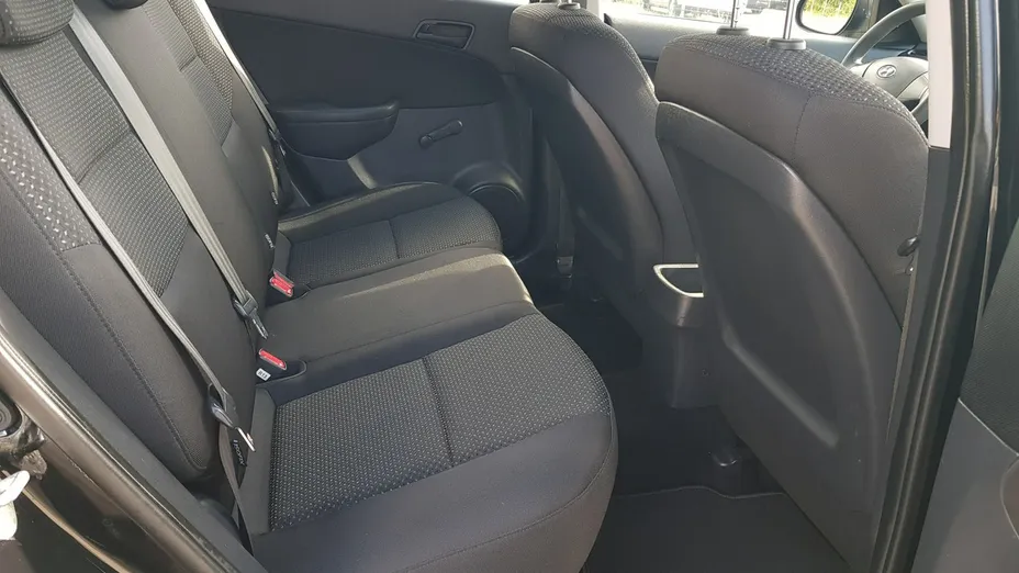 HYUNDAI i30 -