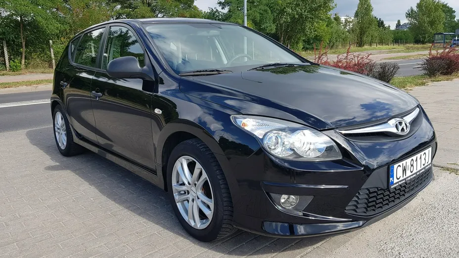 HYUNDAI i30 -