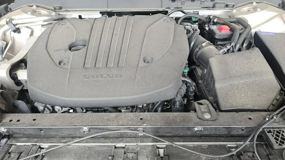 VOLVO XC60 -