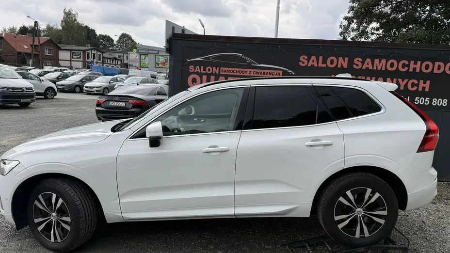 VOLVO XC60 -