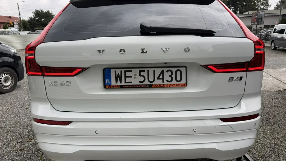 VOLVO XC60 -