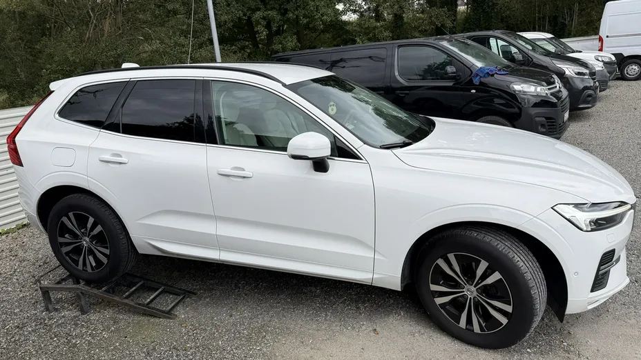 VOLVO XC60 -
