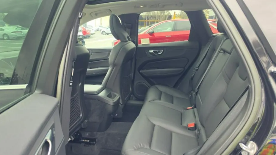 VOLVO XC60 -