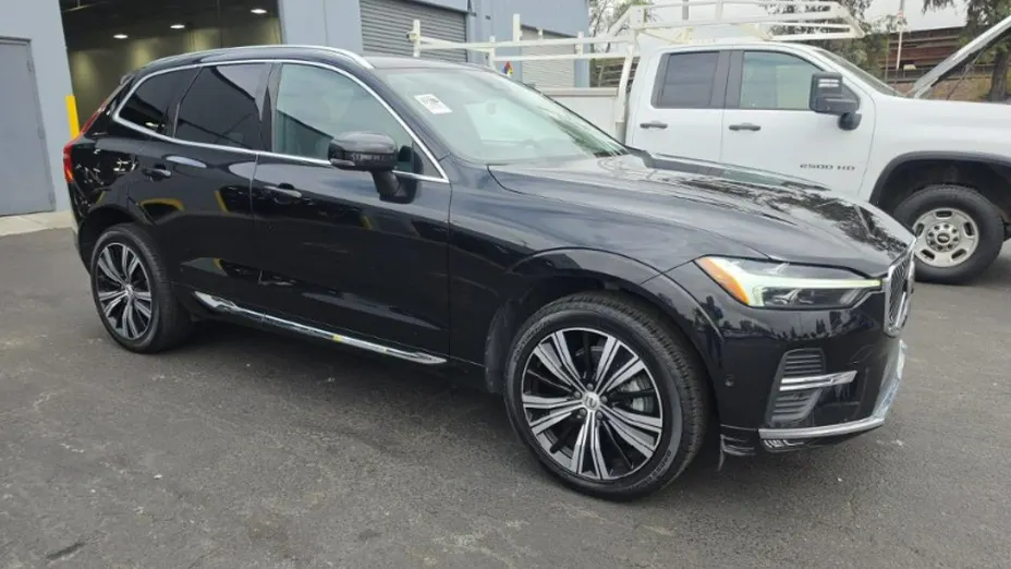 VOLVO XC60 -