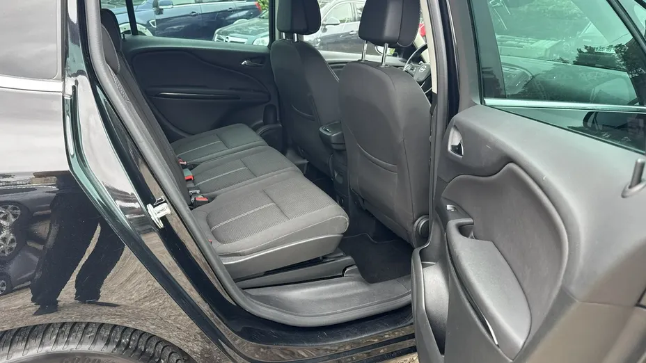 OPEL Zafira -
