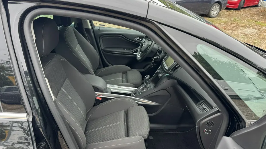 OPEL Zafira -