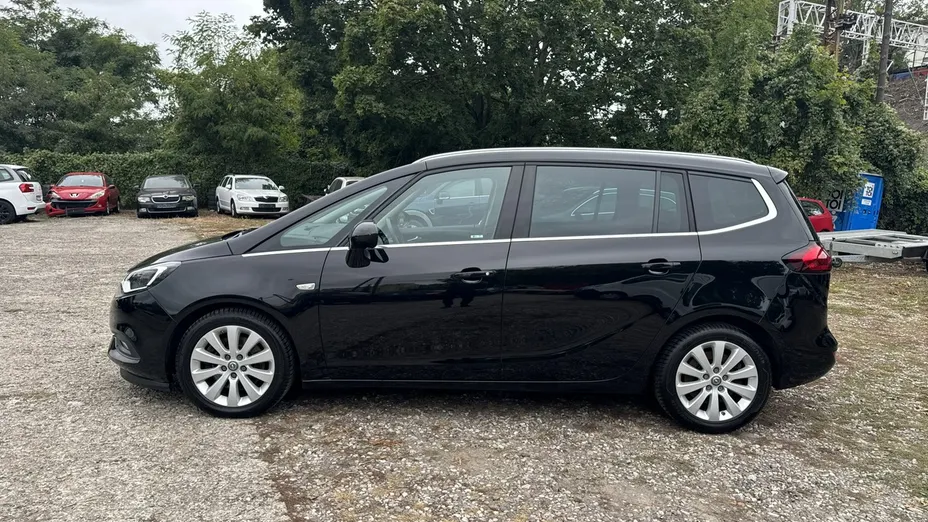 OPEL Zafira -