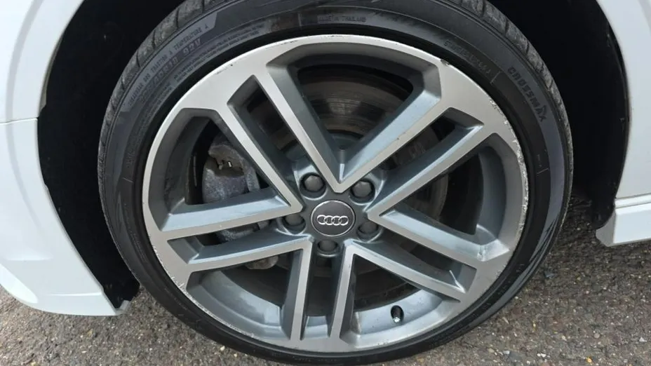 AUDI A3 Limousine -