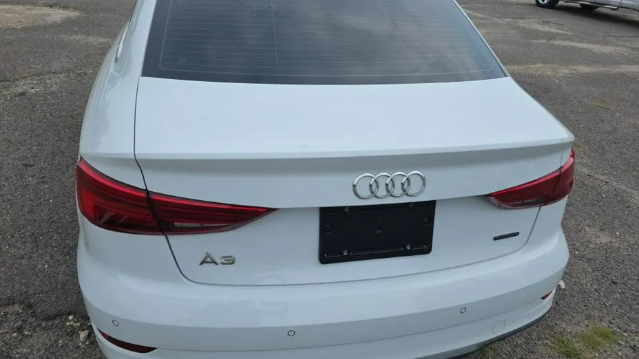 AUDI A3 Limousine -
