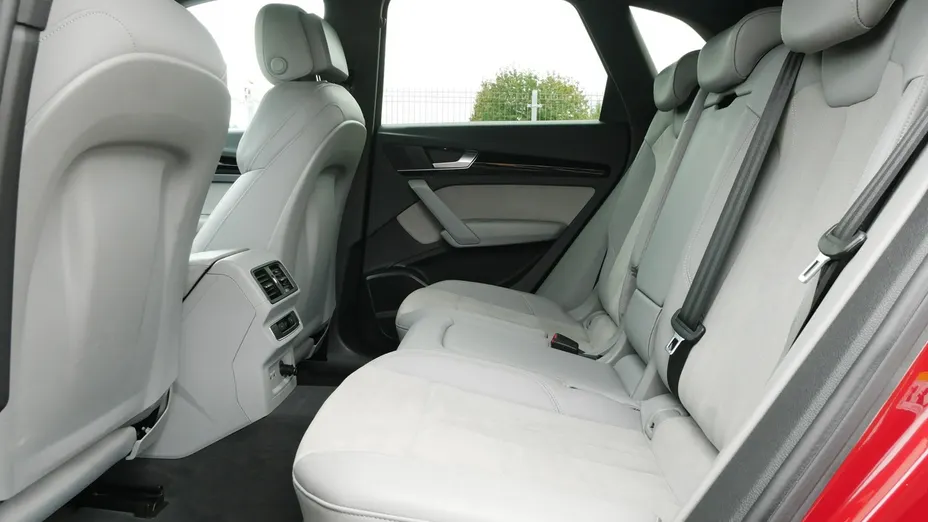 AUDI Q5 -