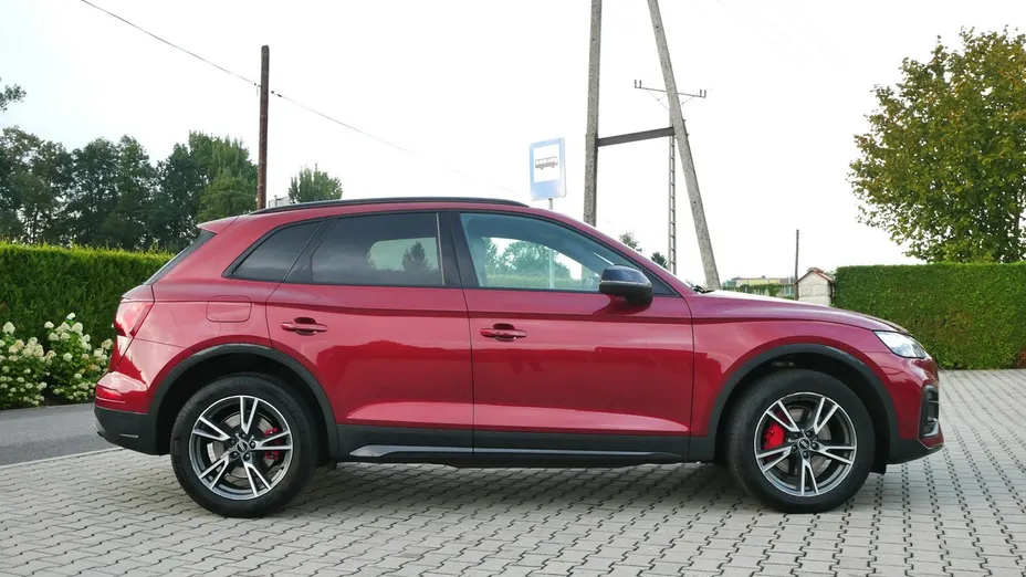 AUDI Q5 -