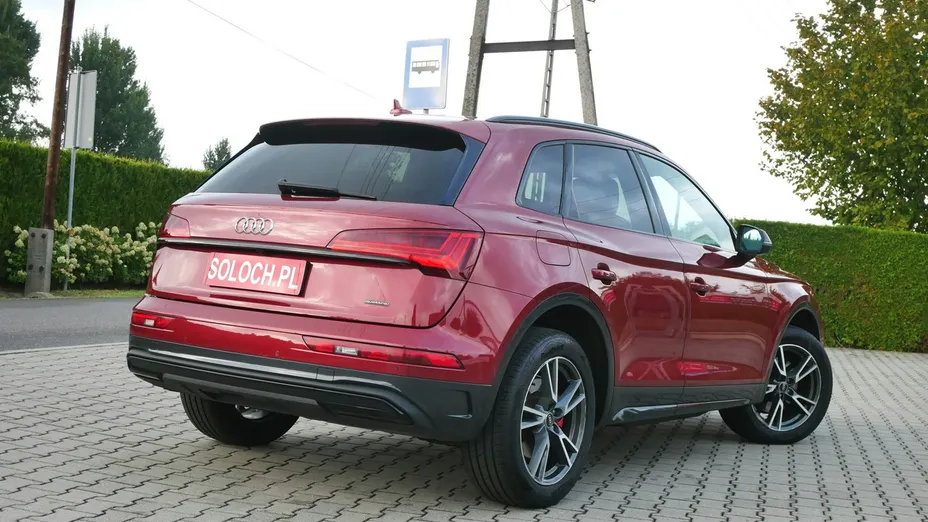 AUDI Q5 -