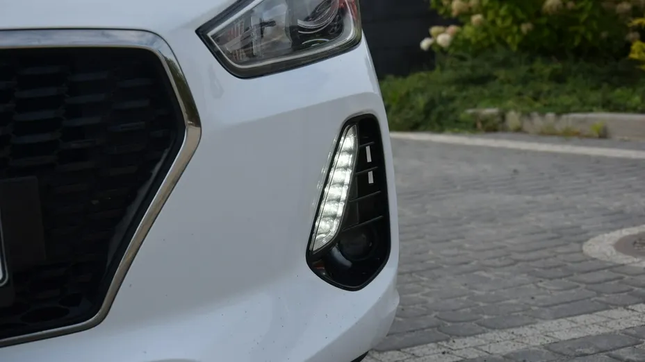 HYUNDAI i30 -