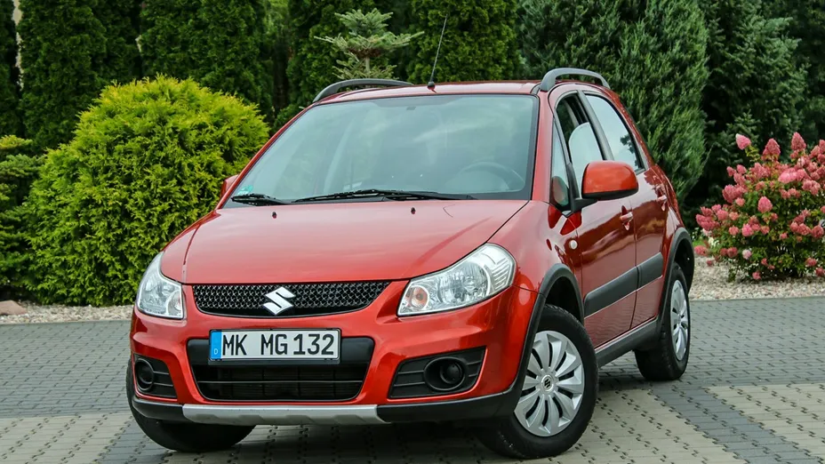 SUZUKI SX4 -