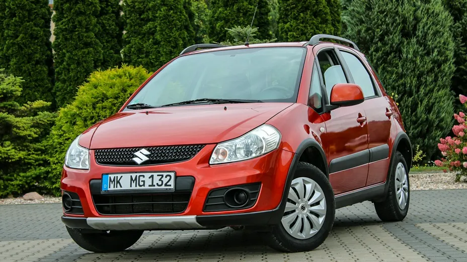 SUZUKI SX4 -