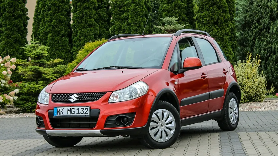 SUZUKI SX4 -