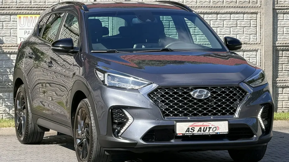 HYUNDAI Tucson -