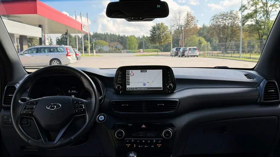 HYUNDAI Tucson -