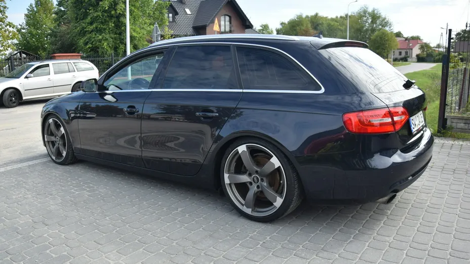 AUDI A4 Avant -
