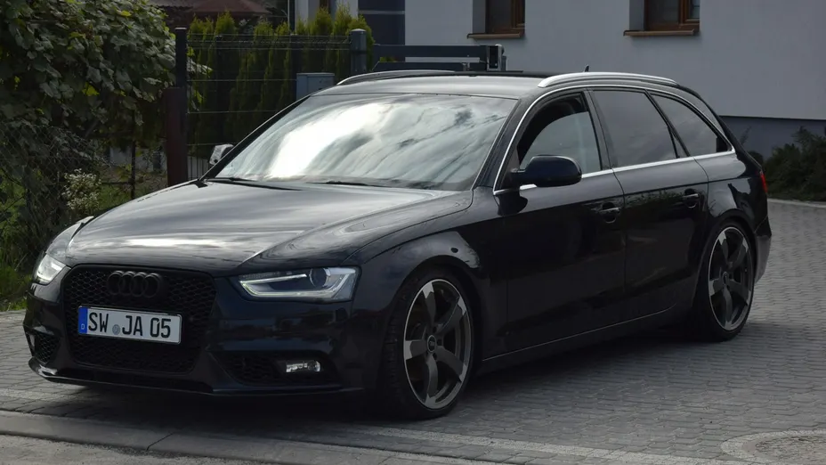 AUDI A4 Avant -