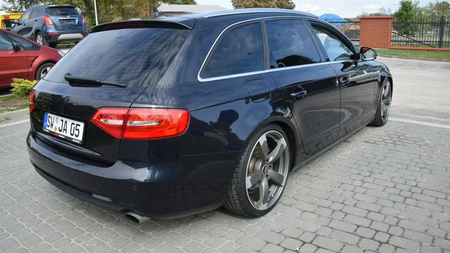 AUDI A4 Avant -