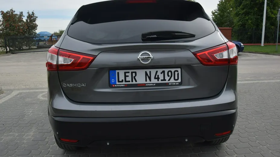 NISSAN Qashqai -