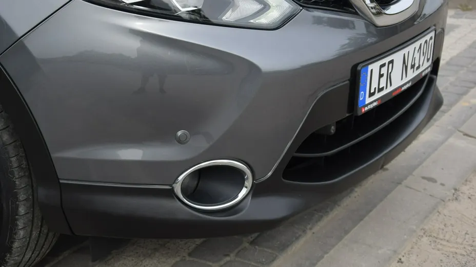 NISSAN Qashqai -