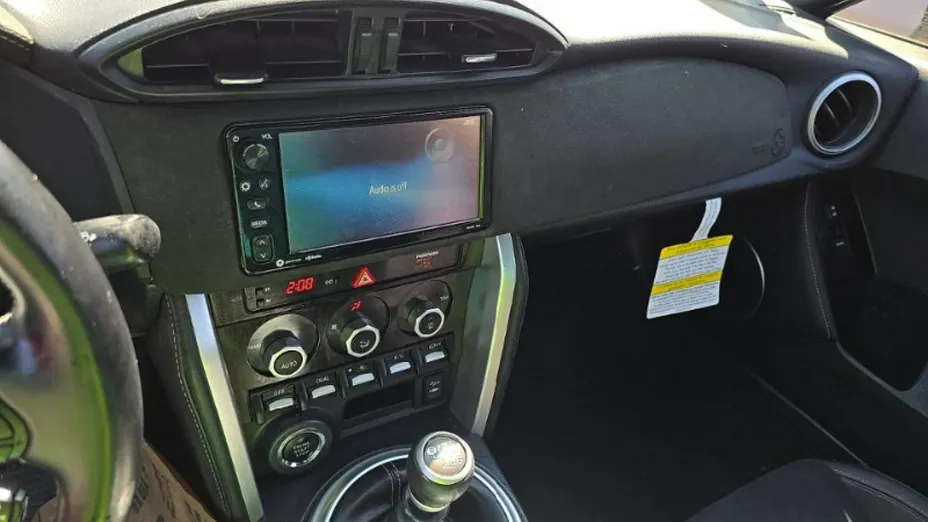 TOYOTA GT86 -