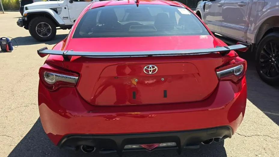 TOYOTA GT86 -