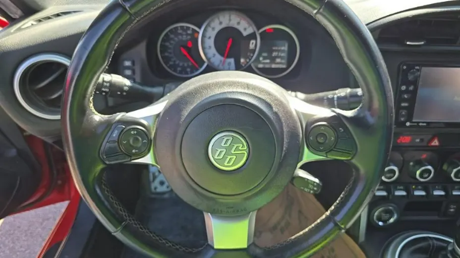 TOYOTA GT86 -