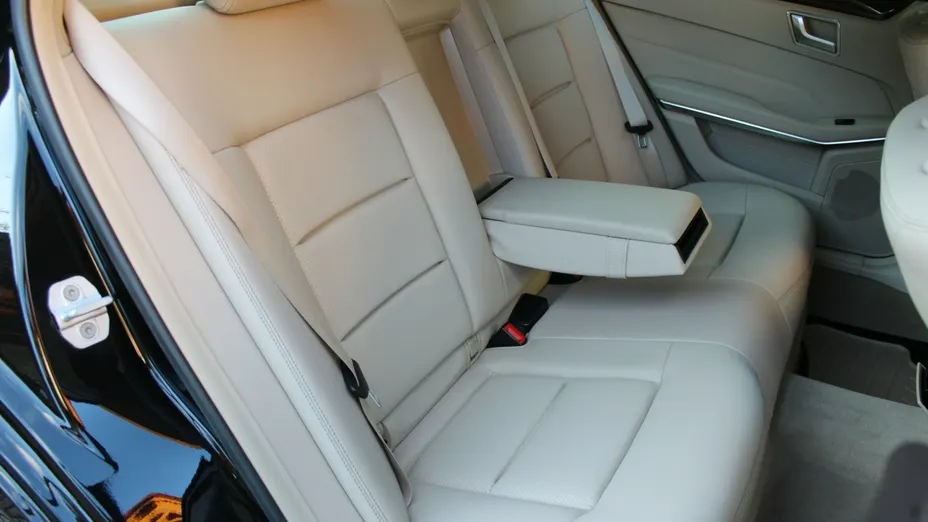 MERCEDES-BENZ E Klasa -