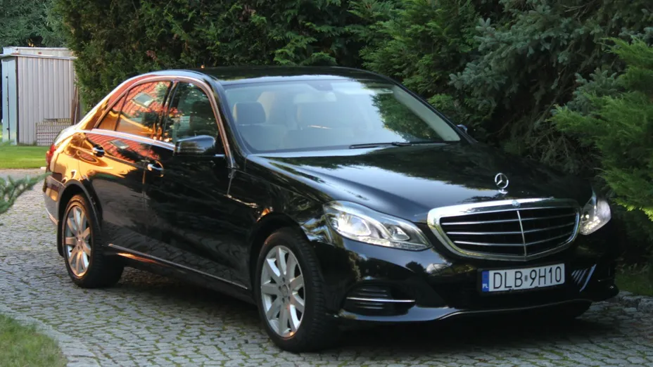 MERCEDES-BENZ E Klasa -