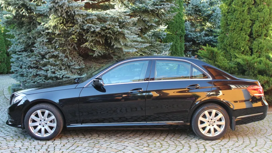 MERCEDES-BENZ E Klasa -