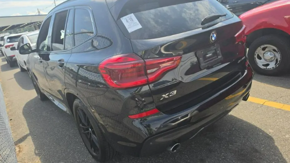 BMW X3 -