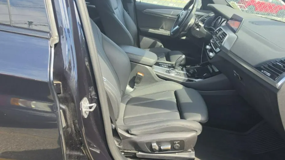 BMW X3 -
