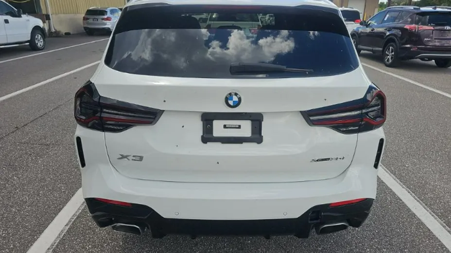 BMW X3 -