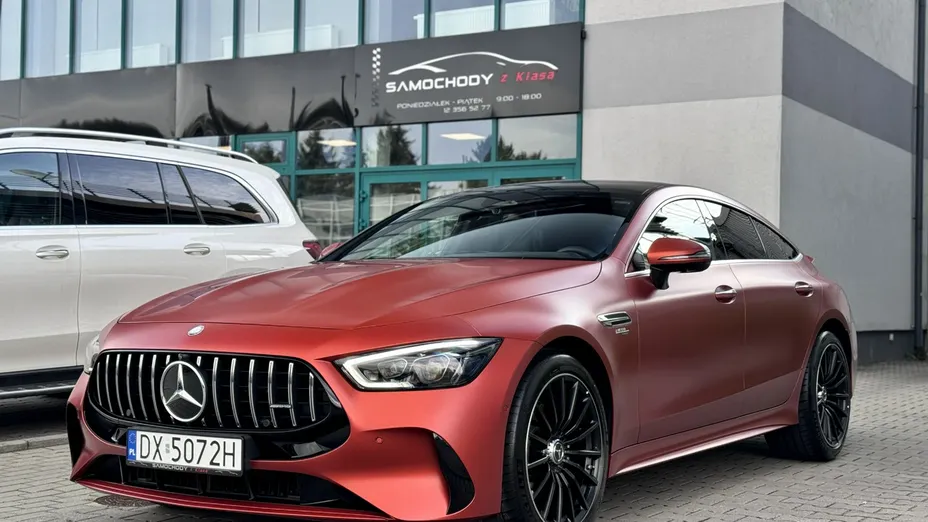 MERCEDES-BENZ AMG GT -